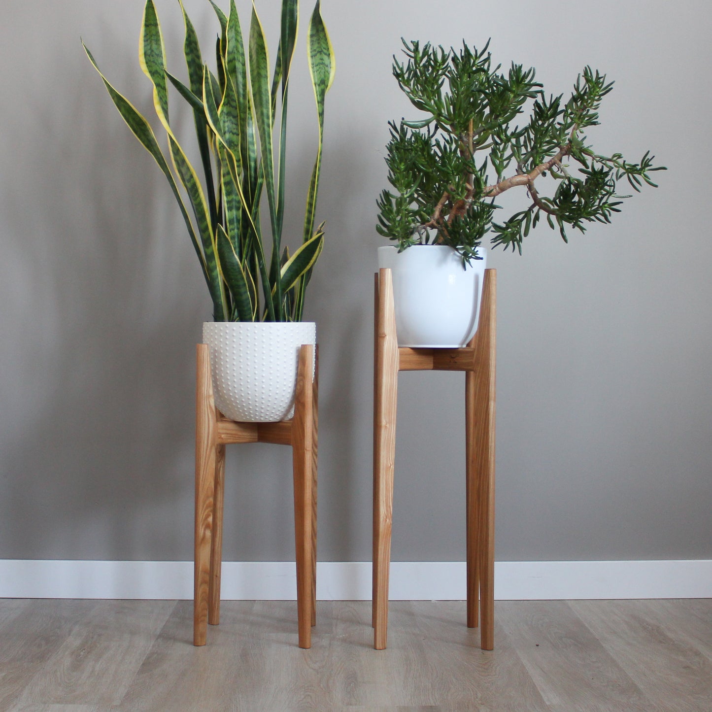 30 Inch tall modern style indoor plant stand in solid hardwood