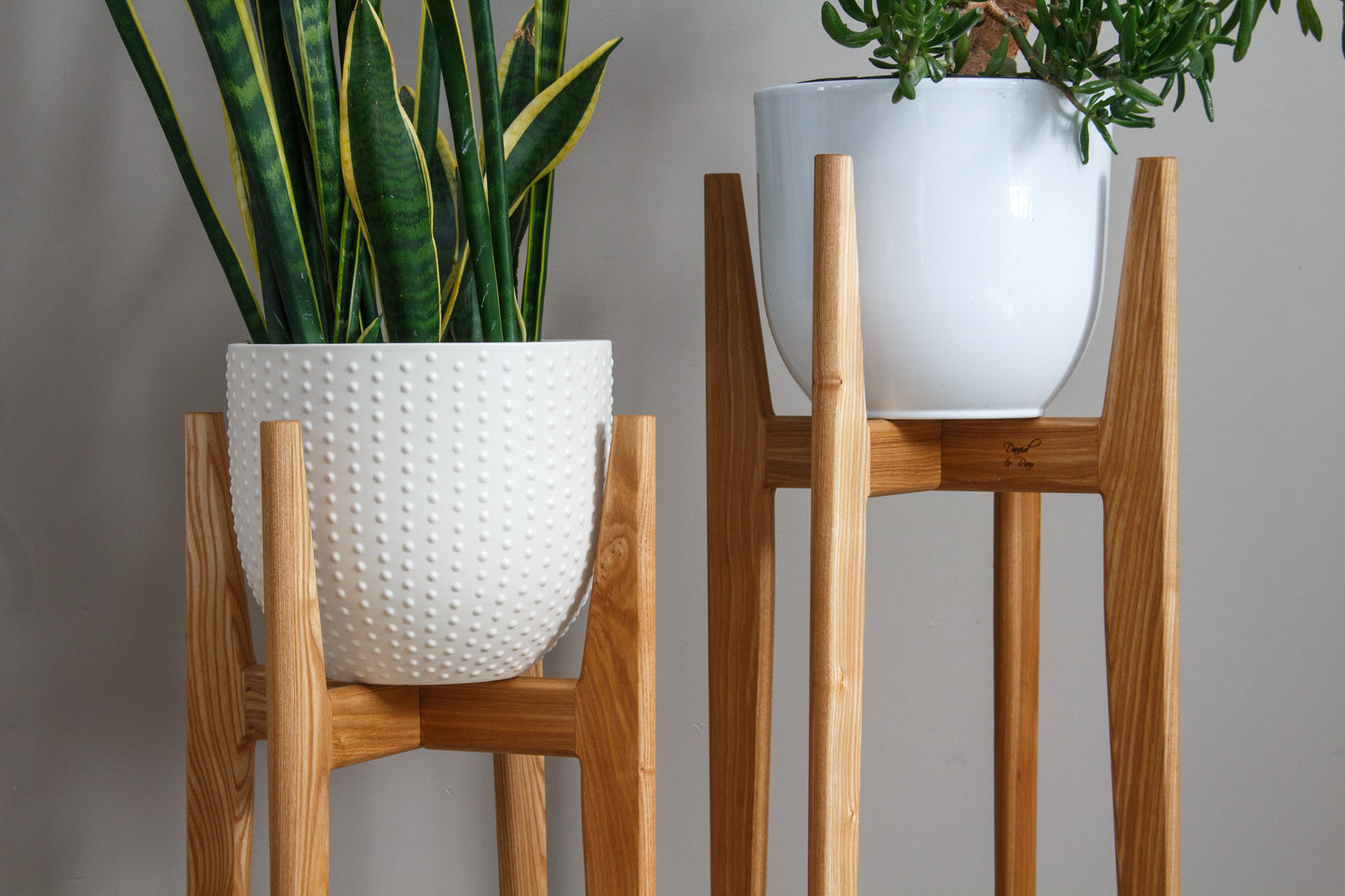 Standard height stands 16",20",24"