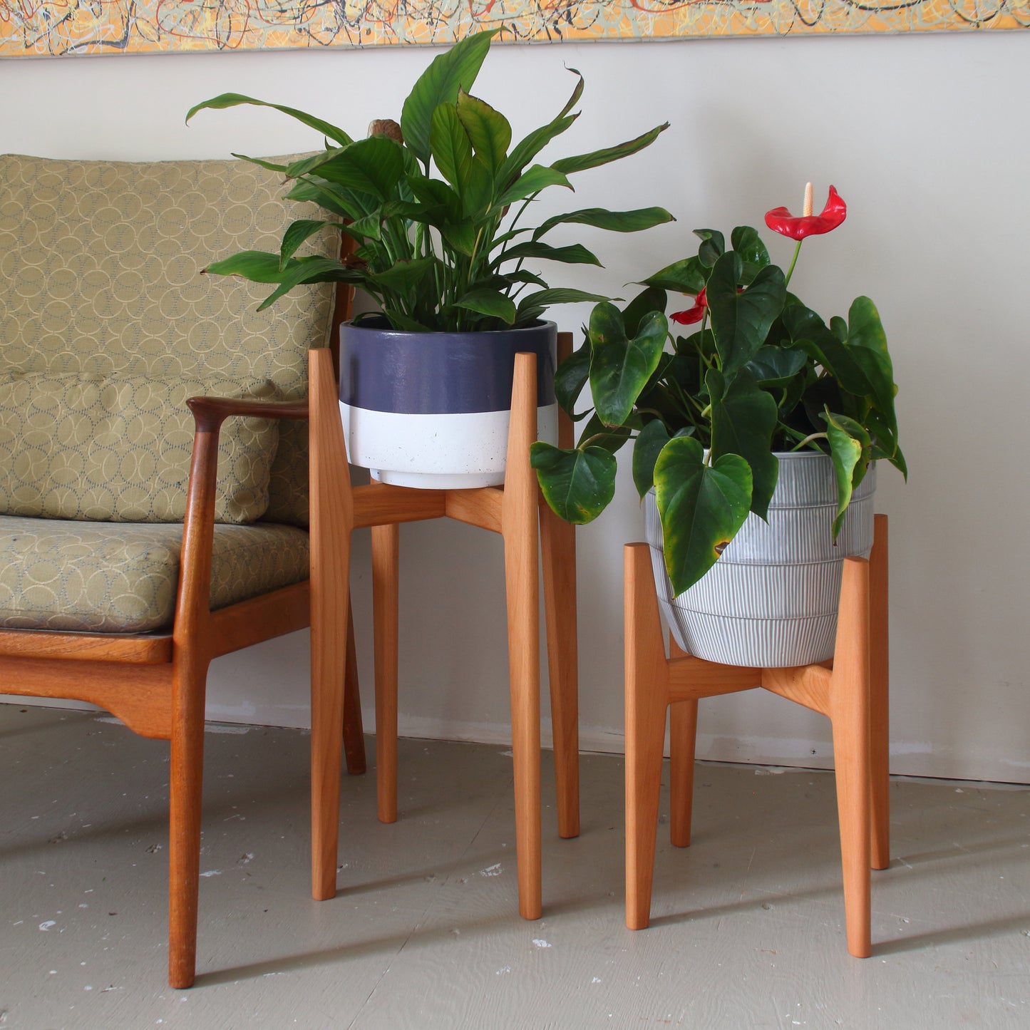 Standard height stands 16",20",24"